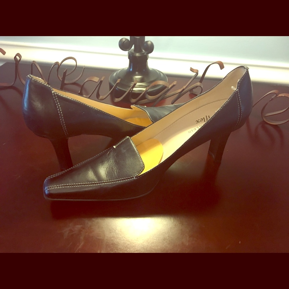 Anne Klein iflex  square heels with pointy toe